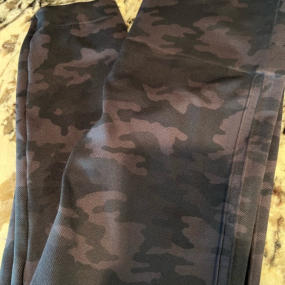 Spanx seamless shaping leggings - Picture 4 of 4